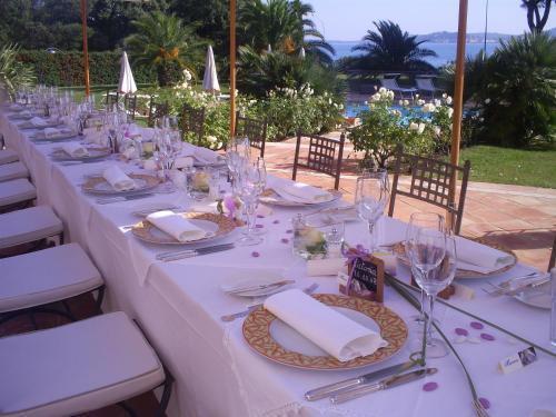 Hotel Villa Les Rosiers Grimaud Eksteriør bilde