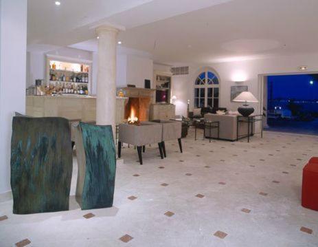 Hotel Villa Les Rosiers Grimaud Eksteriør bilde